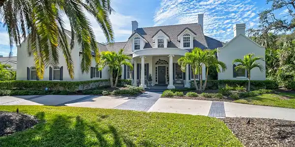 370 SUGAR MILL DRIVE
