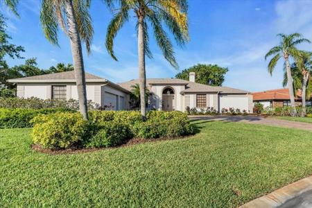 3113 LAKESIDE CIRCLE