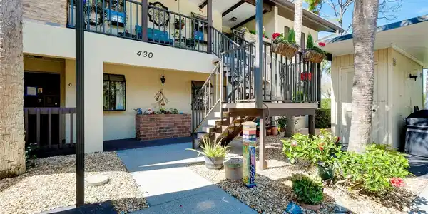 430 MISSION TRAIL E
