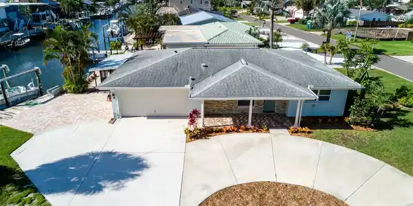 171 PALM BOULEVARD