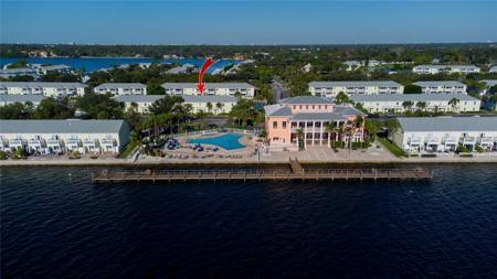 5015 COQUINA KEY DRIVE SE