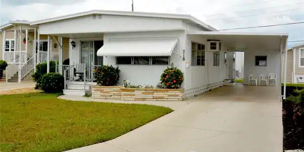 718 S GREEN CIRCLE