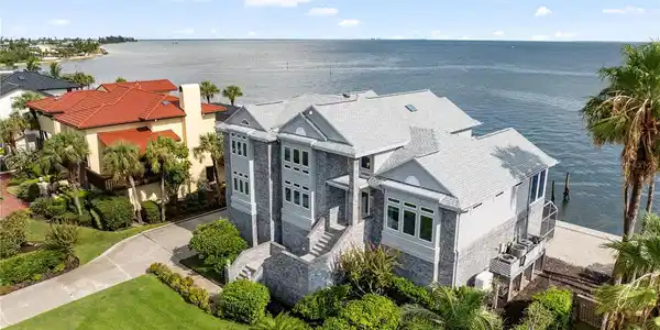 709 KEY ROYALE DRIVE