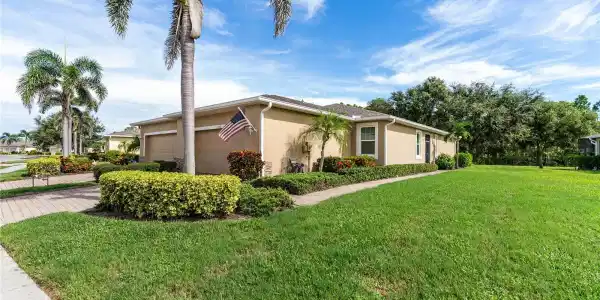 13542 ABERCROMBIE DRIVE