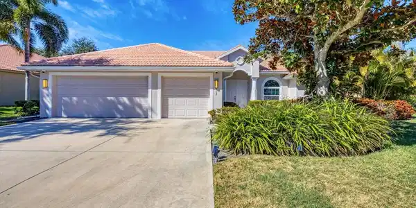162 WILLOW BEND WAY