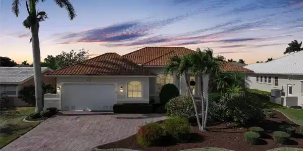 43 TROPICANA DRIVE