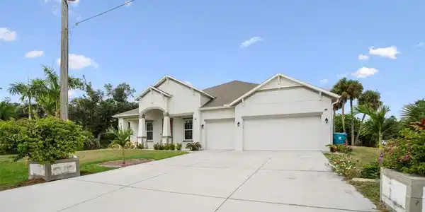 9 EVARO DRIVE