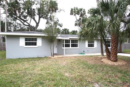 1926 PINE TREE DRIVE