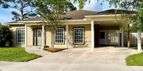2003 LONG AVENUE