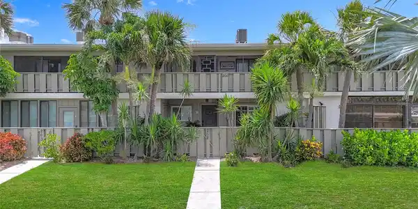 6200 FLOTILLA DRIVE