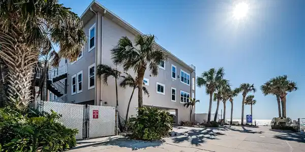 3 7TH AVENUE