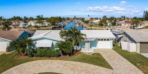 4845 SHELL STREAM BOULEVARD