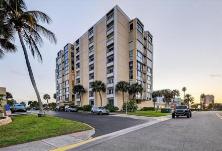 800 S GULFVIEW BOULEVARD