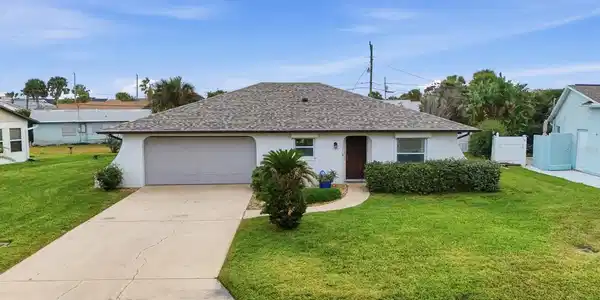 33 OCEAN BREEZE CIRCLE