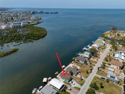 6622 SEAVIEW BOULEVARD