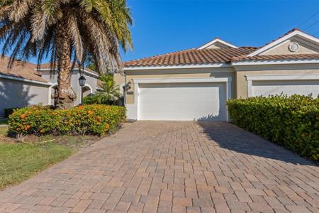 7104 PLAYA BELLA DRIVE