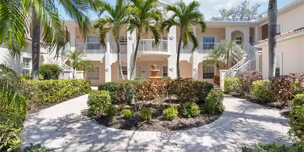 4208 CENTRAL SARASOTA PARKWAY