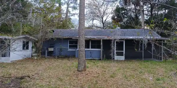 5604 RIVERSIDE DRIVE
