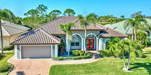4911 LINKSIDE DRIVE