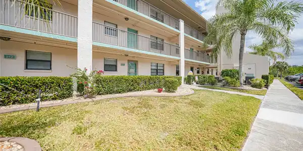 175 KINGS HIGHWAY
