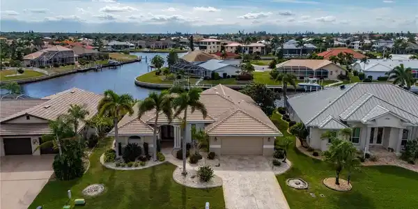 711 BIMINI LANE