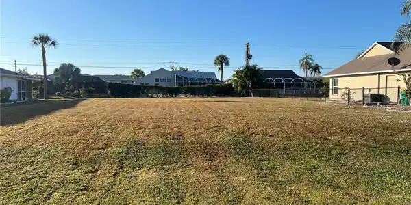 25285 PADRE LANE