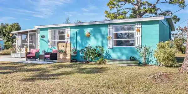 1172 EDGEMERE PLACE
