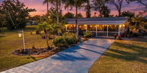 2091 OYSTER CREEK DRIVE