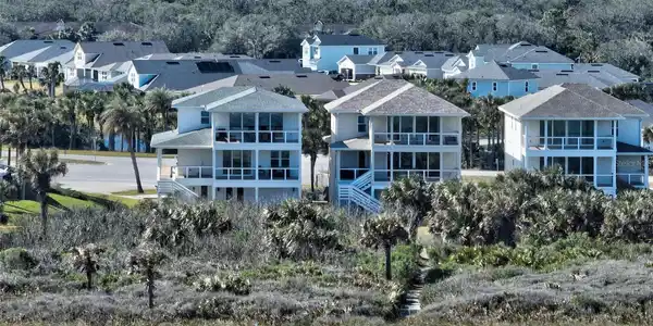 200 SURFVIEW LANE