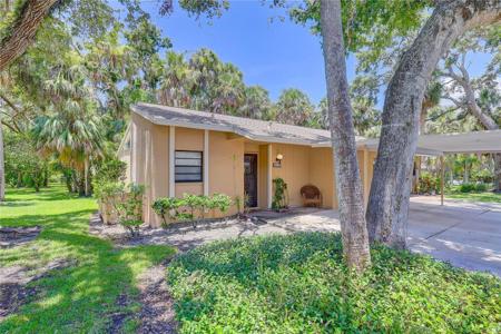 5065 VILLAGE GARDENS DRIVE