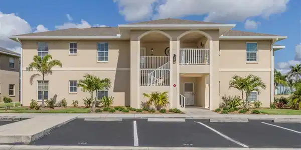 5800 SABAL TRACE DRIVE