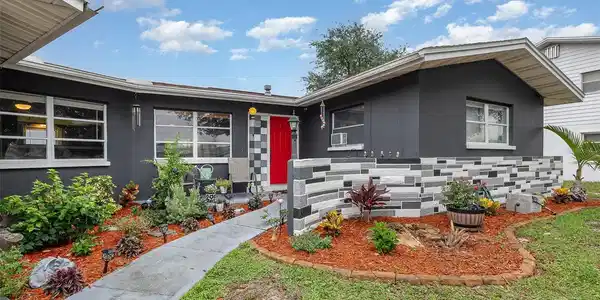 470 SABAL AVENUE