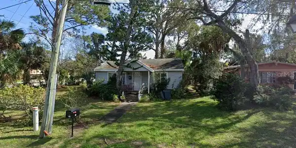 240 WASHINGTON PLACE