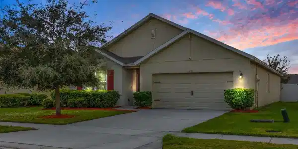 509 FOREST TRACE CIRCLE