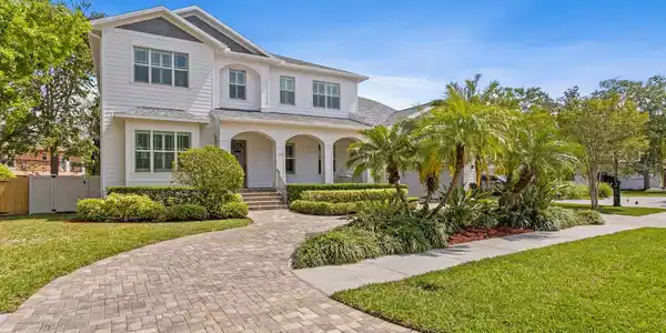 47 MARTINIQUE AVENUE