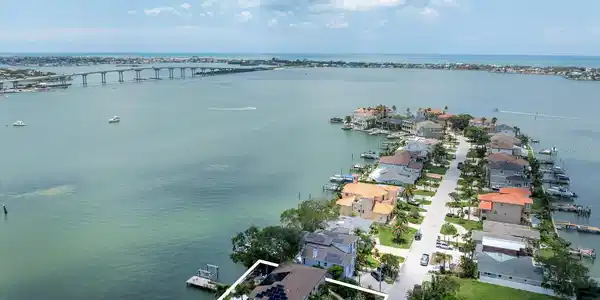 8 SUNSET BAY DRIVE