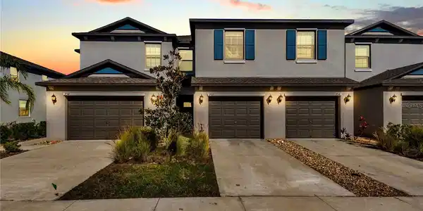 736 ROYAL EMPRESS DRIVE
