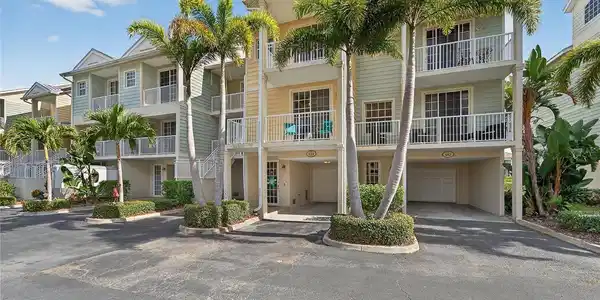 559 BAHIA BEACH BOULEVARD