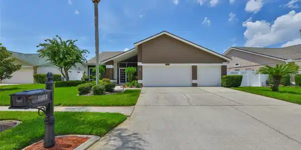 11414 GLENMONT DRIVE