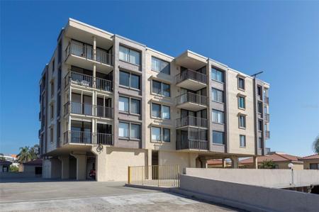 6104 PALMA DEL MAR BOULEVARD S