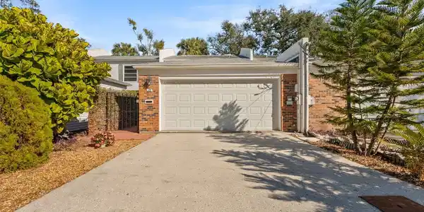 110 S LAUBER WAY