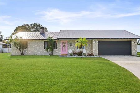 3220 QUEEN PALM DRIVE