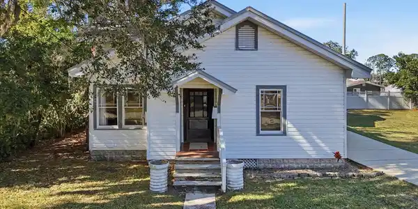 839 4TH STREET
