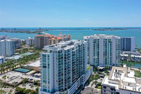 301 QUAY COMMONS