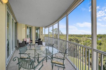 385 N POINT ROAD