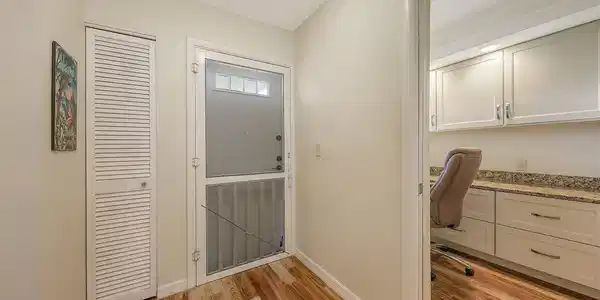 Image 4 Image 4