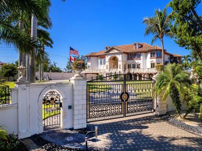 1310 S LAKE SHORE DRIVE