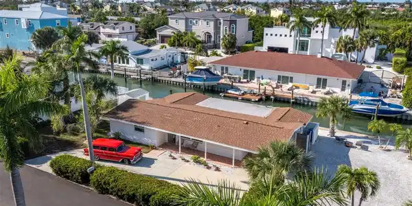 691 TARAWITT DRIVE