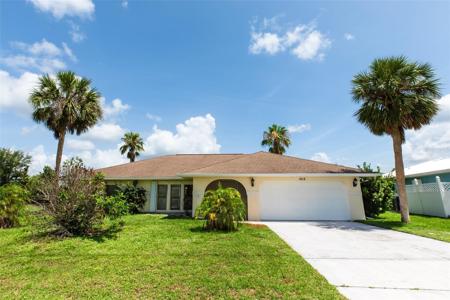 1612 BLUE LAKE CIRCLE