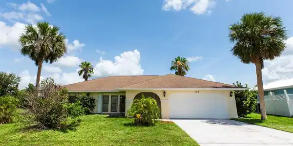 1612 BLUE LAKE CIRCLE